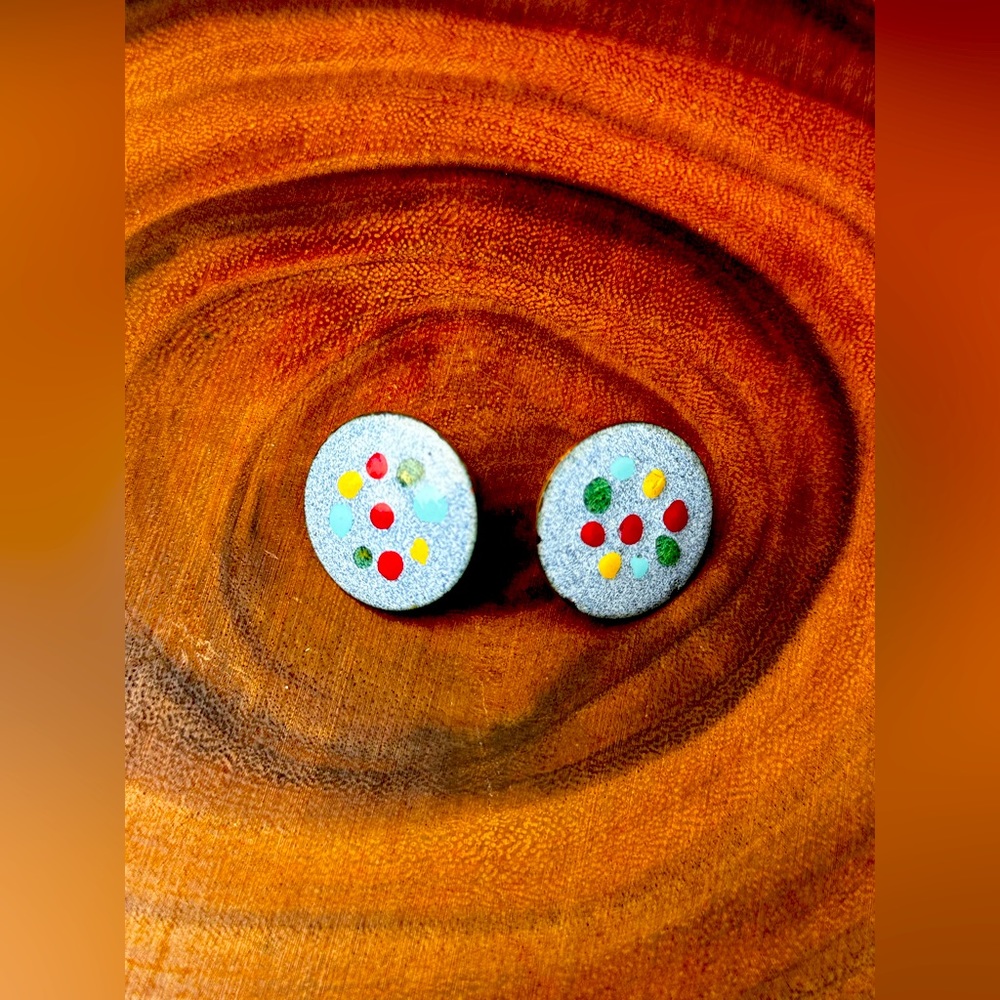 VINTAGE 60’s porcelain earrings.
